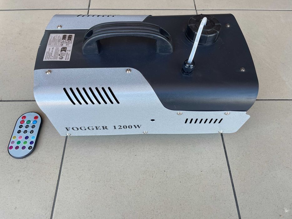 Wytwornica dymu 1200W Led