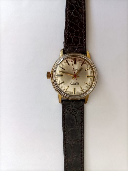 Relógios de pulso de corda para homem antigos