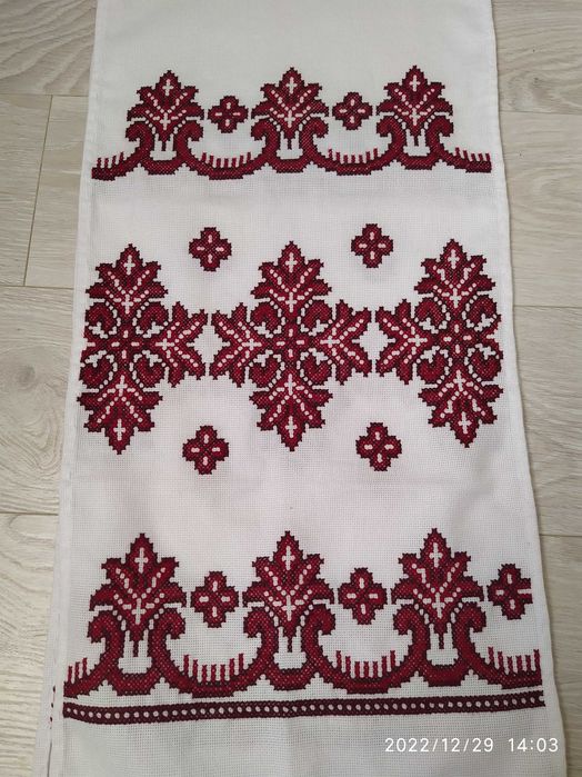 Весільні вишиті рушники