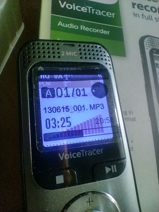 Dyktafon cyfrowy Philips DVT2050 jak nowy.