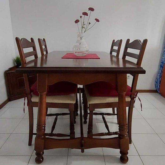 Mobílias de Qualidade e Bem Cuidadas.