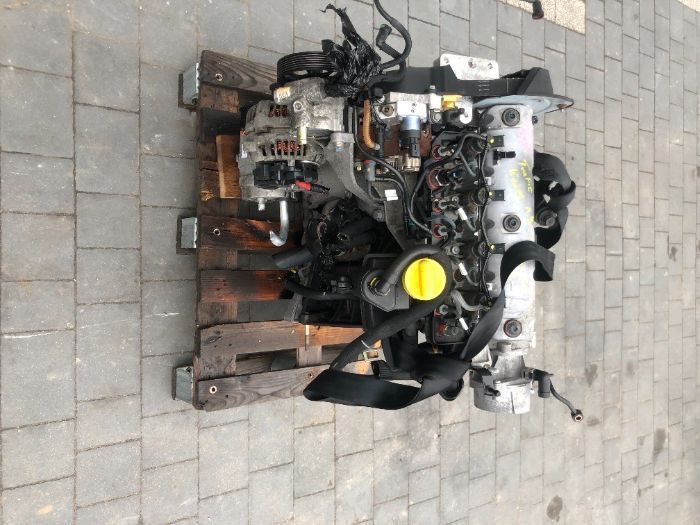 SILNIK 1.9 DCI F9Q F9K 750, 670, 760