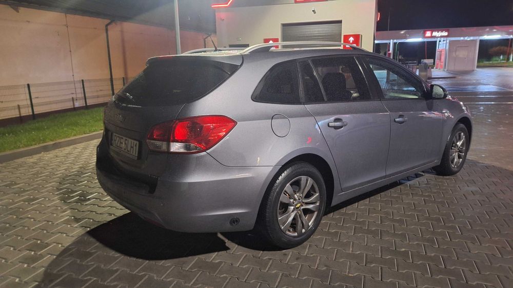 Chevrolet Cruze 1.8 PB +LPG
