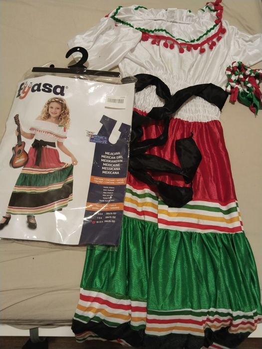 Fato Carnaval mexicana e sevilhana