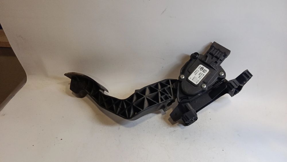 Pedal do acelerador FIAT Qubo (225_)