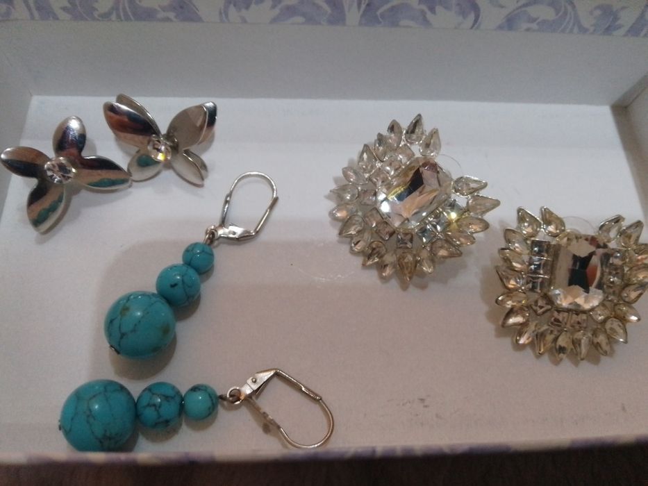 Продам вінтажну  біжутерію часів   СССР