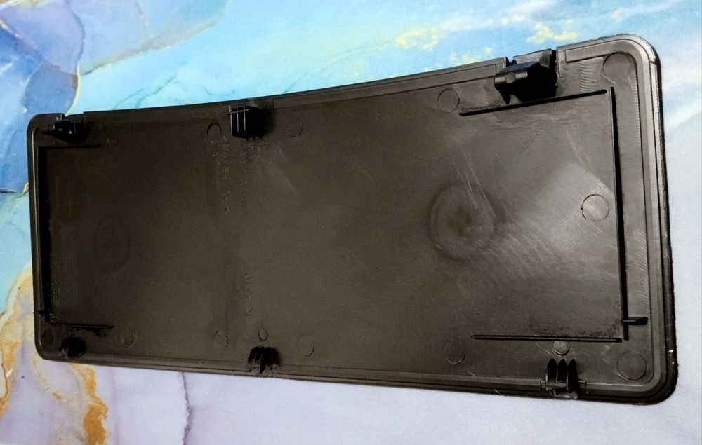 4B1 819 422 A01C Крышка Ауди 4B1819422A01C