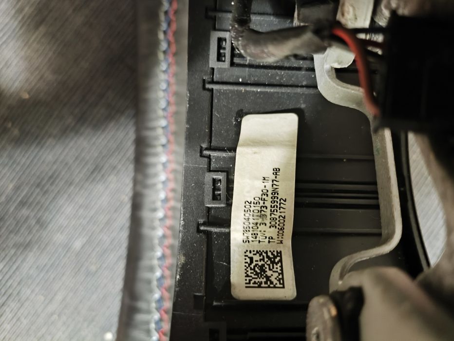 Volante BMW M Sport OEM (F20 F30) sem patilhas sem airbag