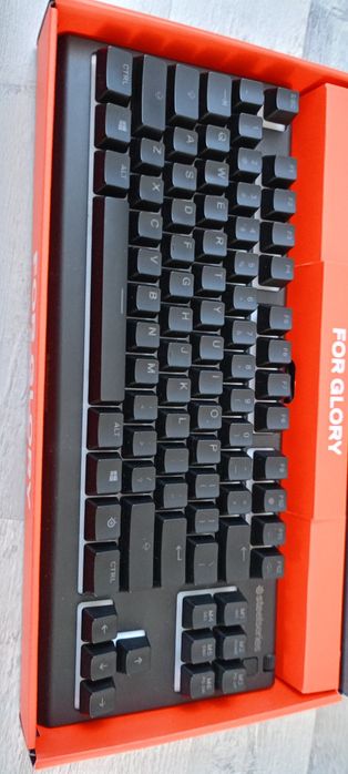 Klawiatura steelseries
Stan: jak nowa, używana bar