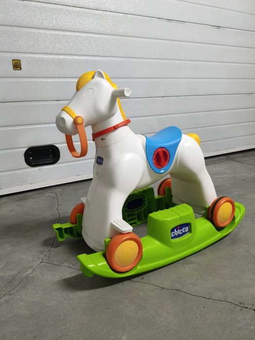 Cavalo (cavalinho) com baloiço Chico