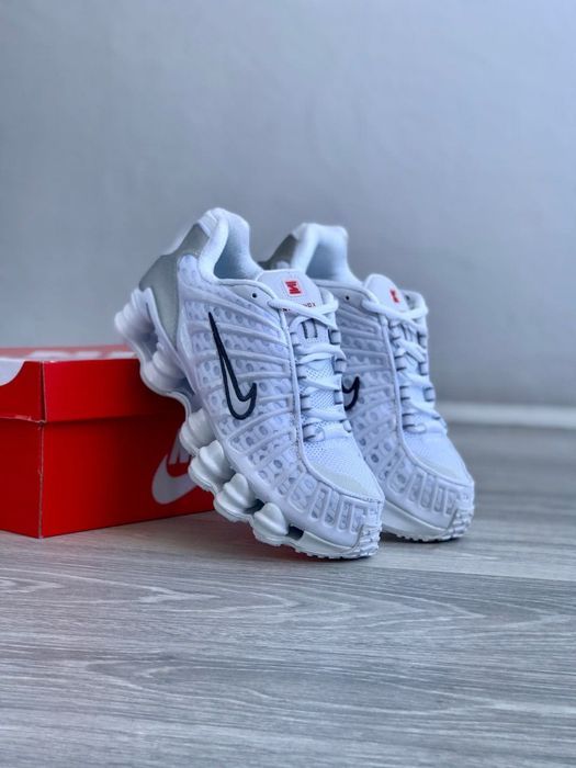 ТОП ПРОДАЖ! Nike Shox White Black Logo 37 38 39 40 41 42 43 44 45 найк шокс білі чорне лого