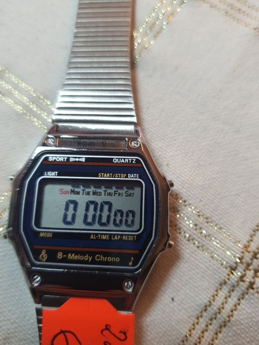 Zegarek z melodyjkami ROKI V.