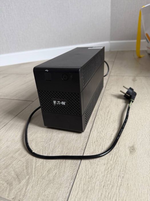 Пристрій безперебійного живлення, бесперебойник