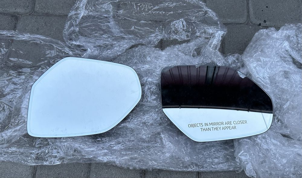 Продам вкладыш левая и правоя, Audi Q8,2018