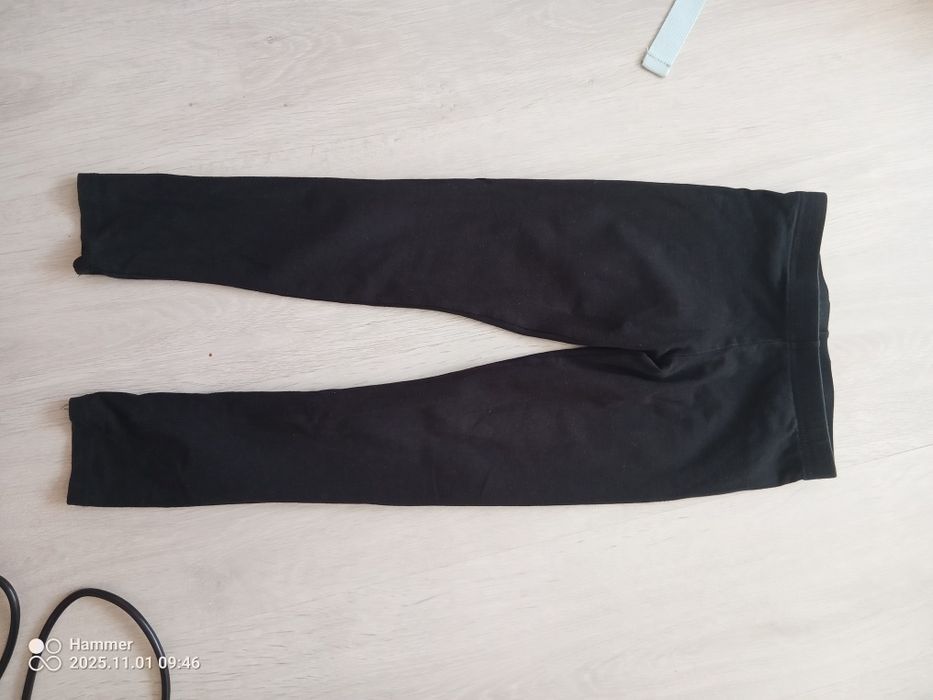 Czarne leginsy ff 134 cm
