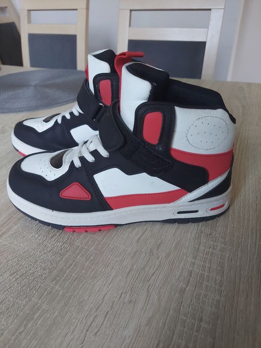 Buty chłopięce 36