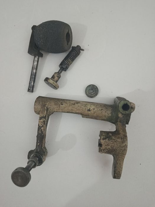 Запчастини для брусовочної машинки