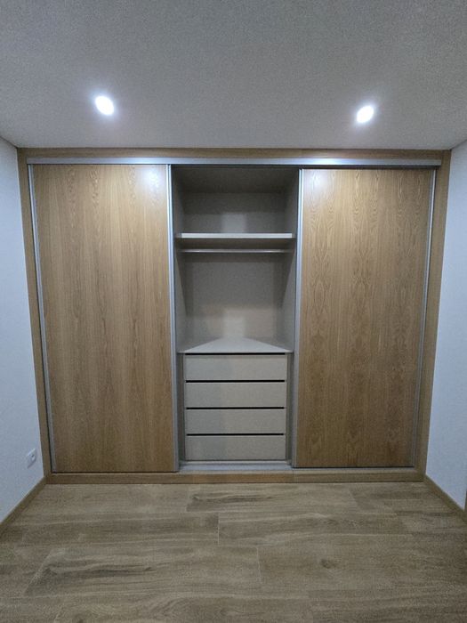 Fabricamos roupeiros por medoda6