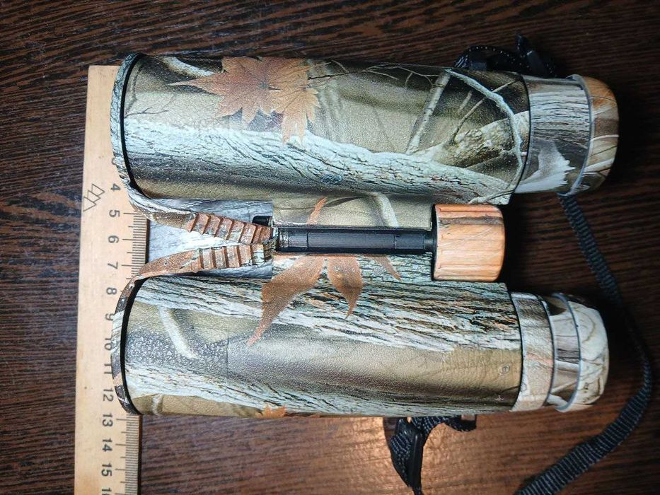 Бінокль армійський польовий Tasco 25x35