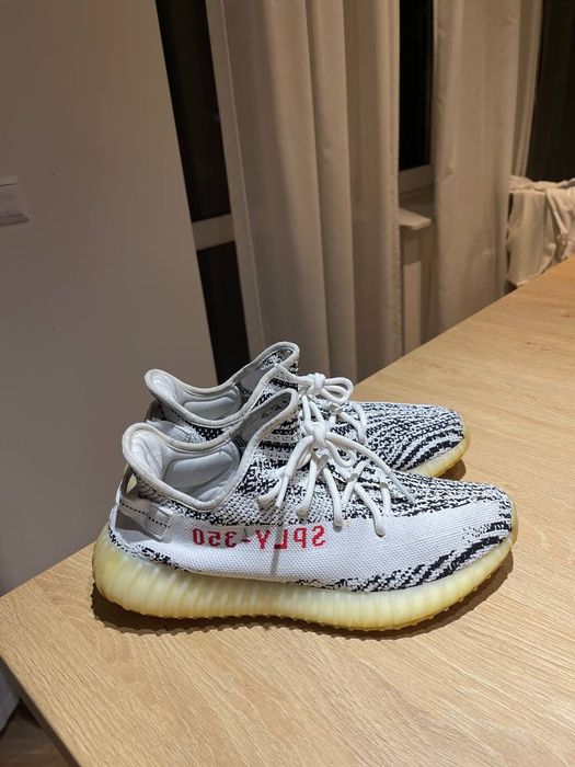 adidas Yeezy boost 350 v2 zebra 44 black white beluga carbon onyx 500