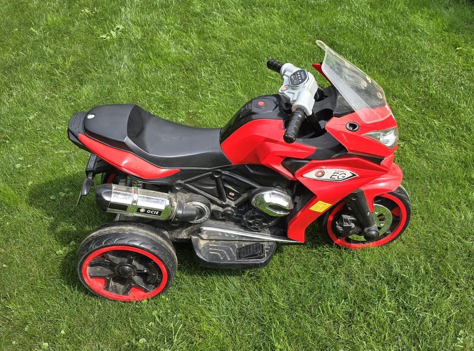 Motor akumulatorowy dziecięcy