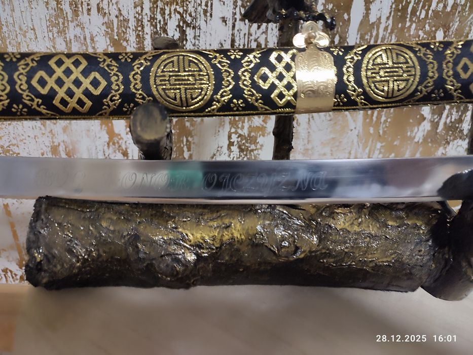 Szabla.Komplet w stojaku.