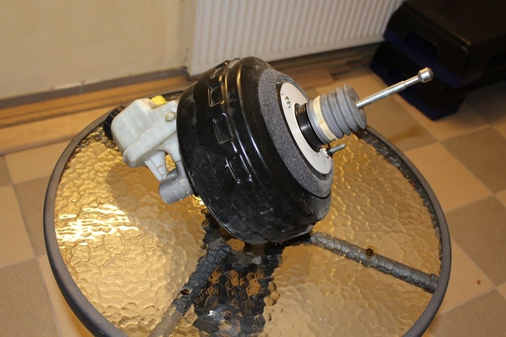 Pompa hamulcowa Servo Serwo Opel Astra J 1,4 T benzyna