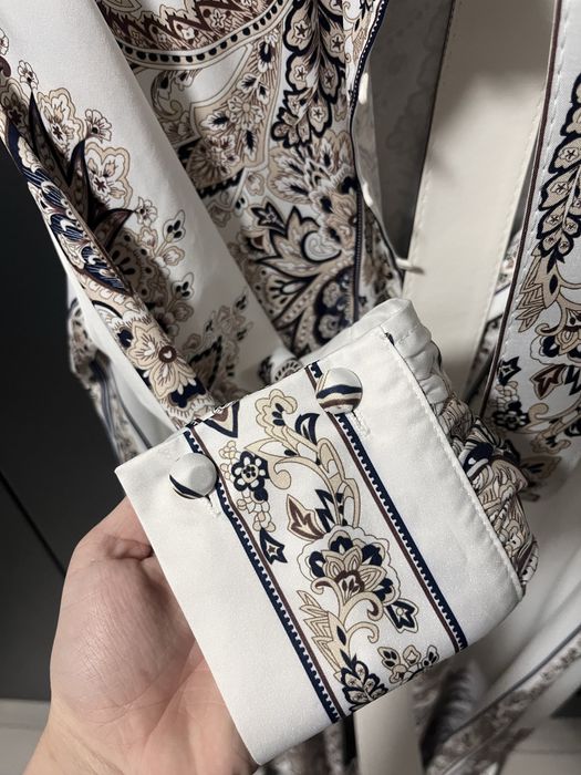 Продам сукню розмір с-м