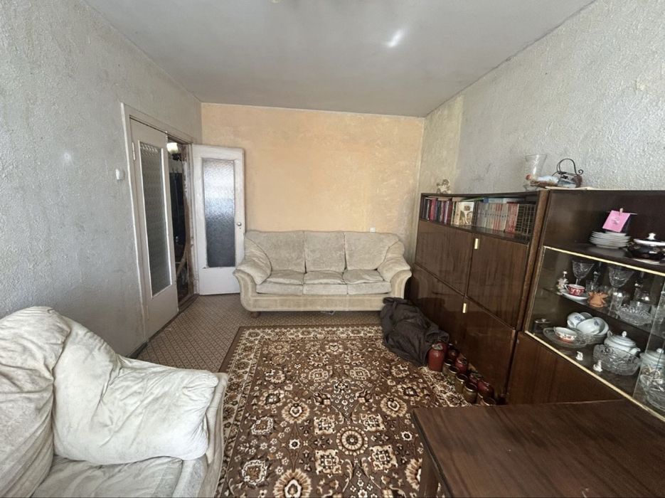 Продаж 4-кімнатної квартири