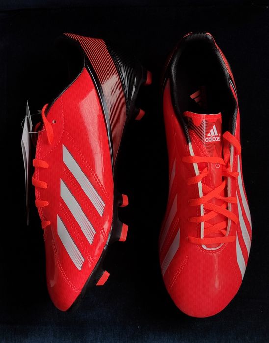 Buty piłkarskie Adidas F10 TRX FG  Q33868