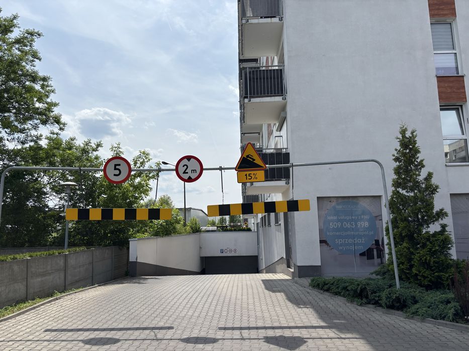 Miejsce w Hali garażowej Hawelańska