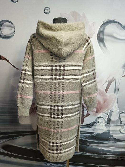 Alpaka długa beżowa z kapturem gruba roz L-xxl