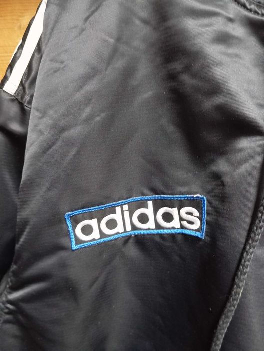 Kurtka adidas czarna z kapturem