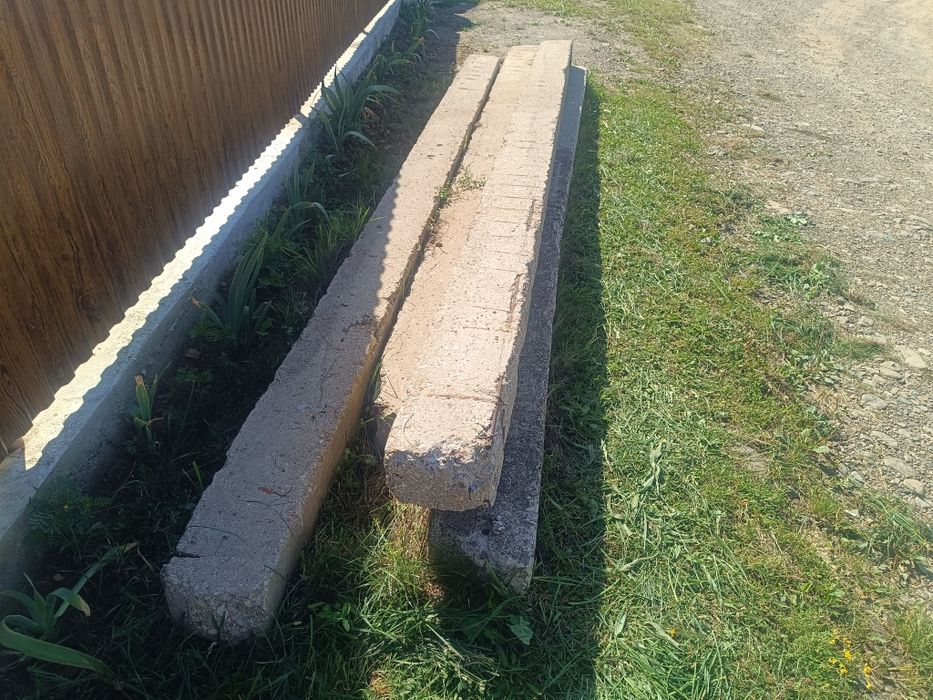 Продаються бетонні стовпи!