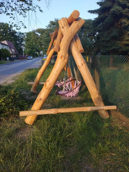 Meble. Ogrodowe huśtawki