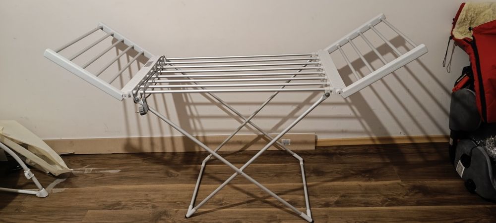 Електрична сушарка для білизни Luna BK-701-YTC з таймером