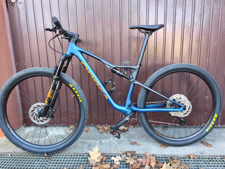 Gravel Bulls Daily Grinder
