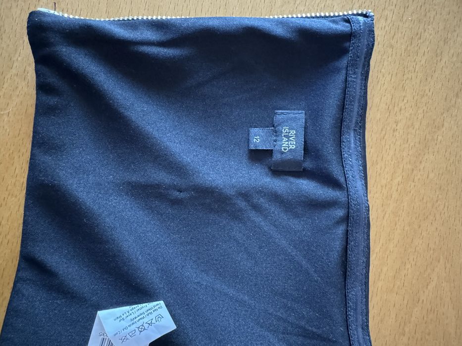 Жіночій топ. Розмір 12