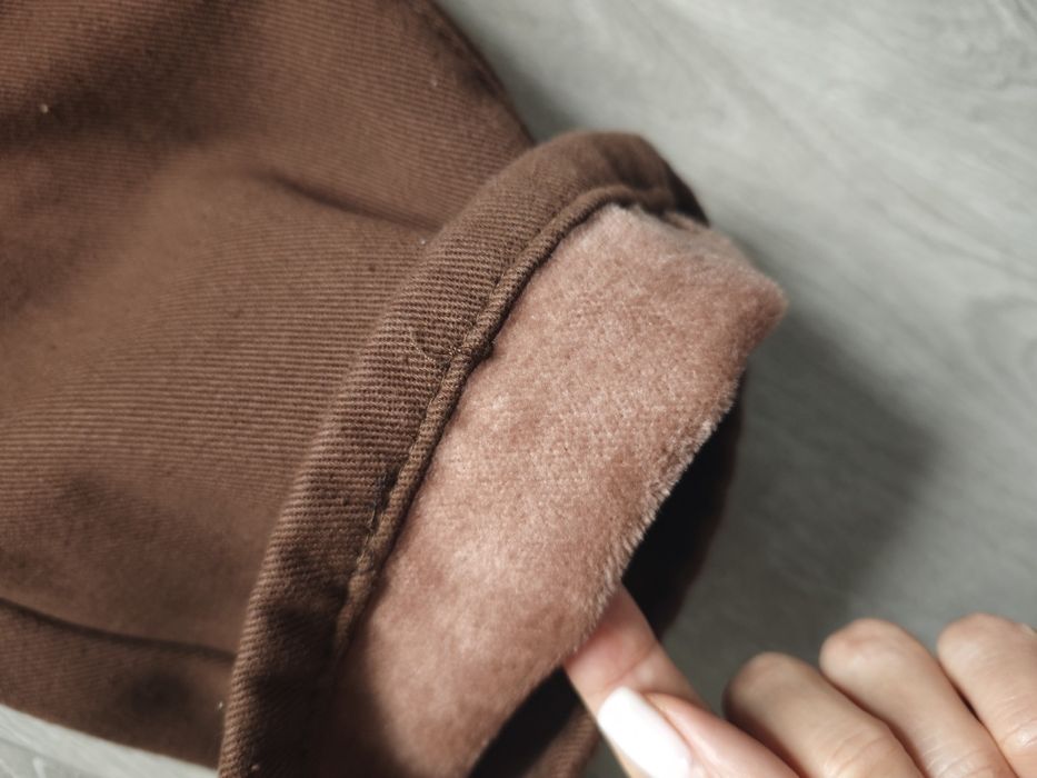 Джинси утеплені нові коричневі М,38