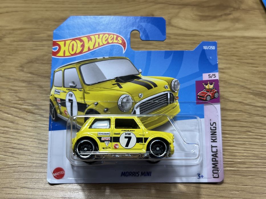 2 hotwheels ミニクーパー Hot Wheels MINI MORRIS COOPER Treasure Hunt TH Sth 2022 Piastów