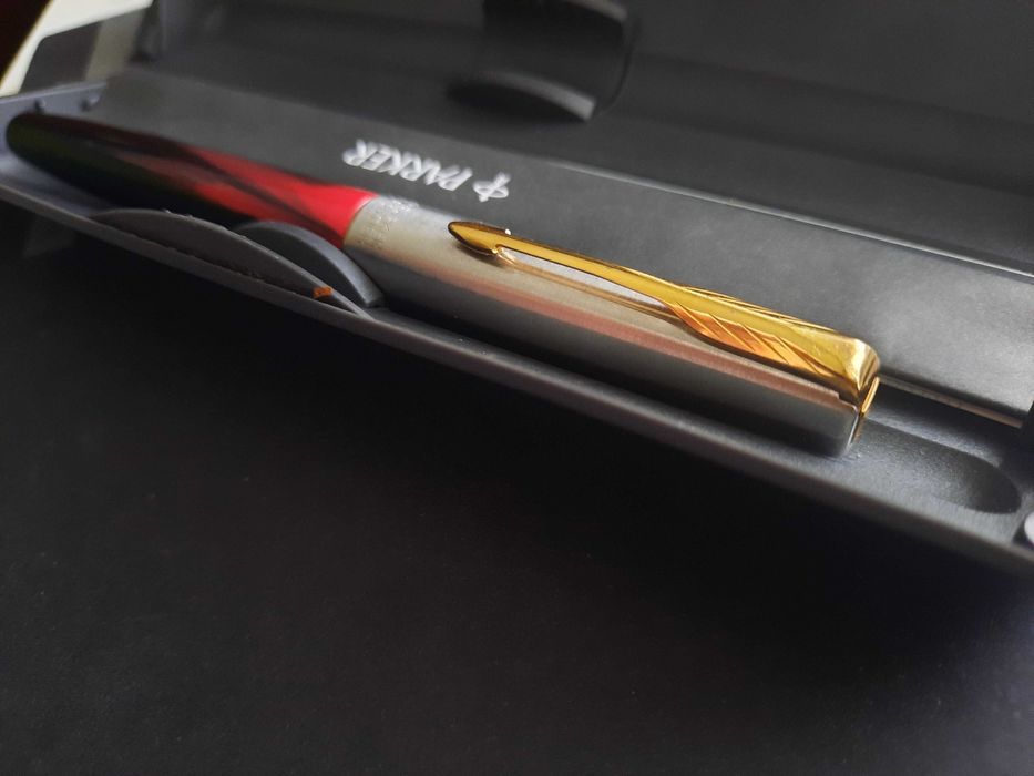 Caneta Parker com OURO como NOVA Lançada em 1996 e produzida até 2012