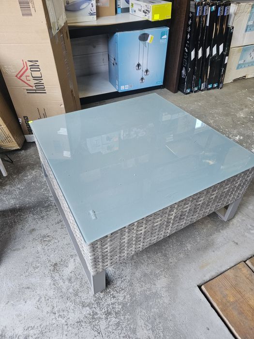 Stolik ogrodowy kawowy