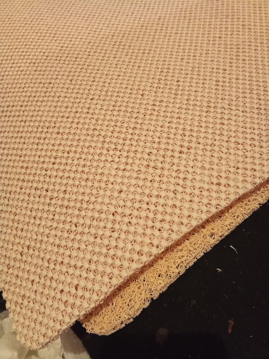 Коврик в ванну .