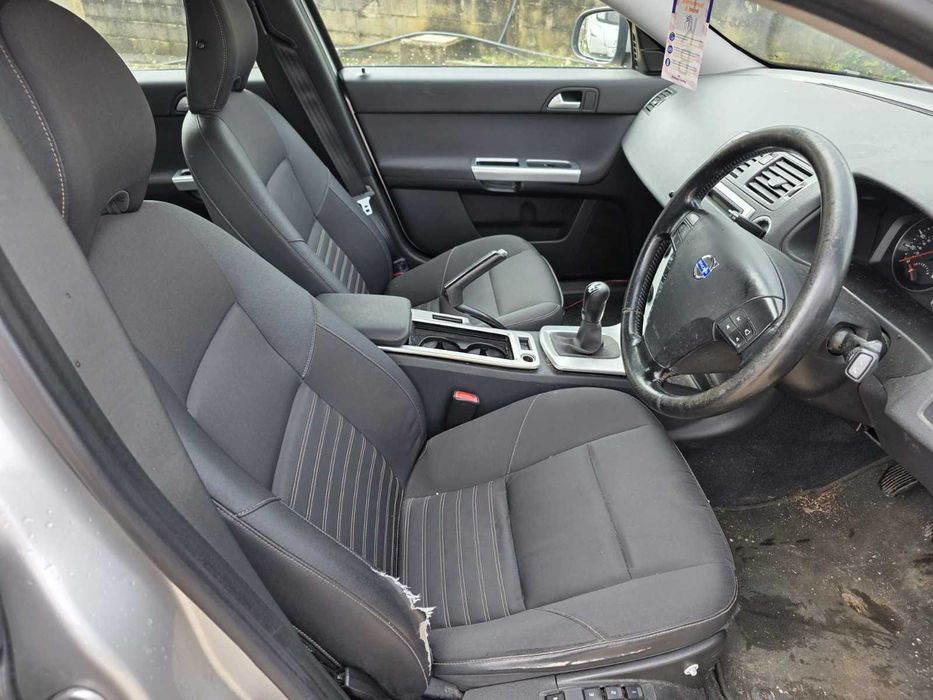 volvo V50 Se D2 115 Diesel 1.6 Ano2011 viatura inglesa volante direito