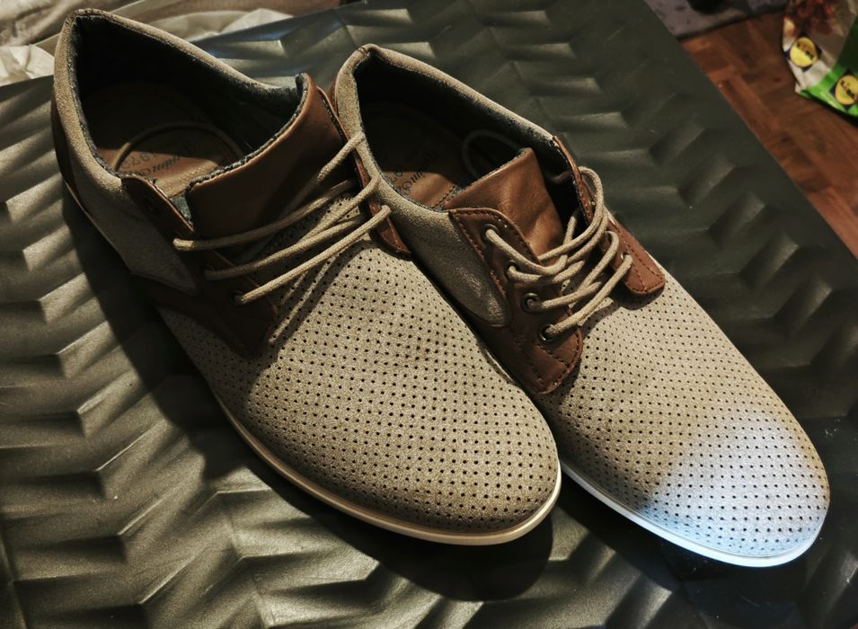 Sapatos novos de verão n 45 camurça