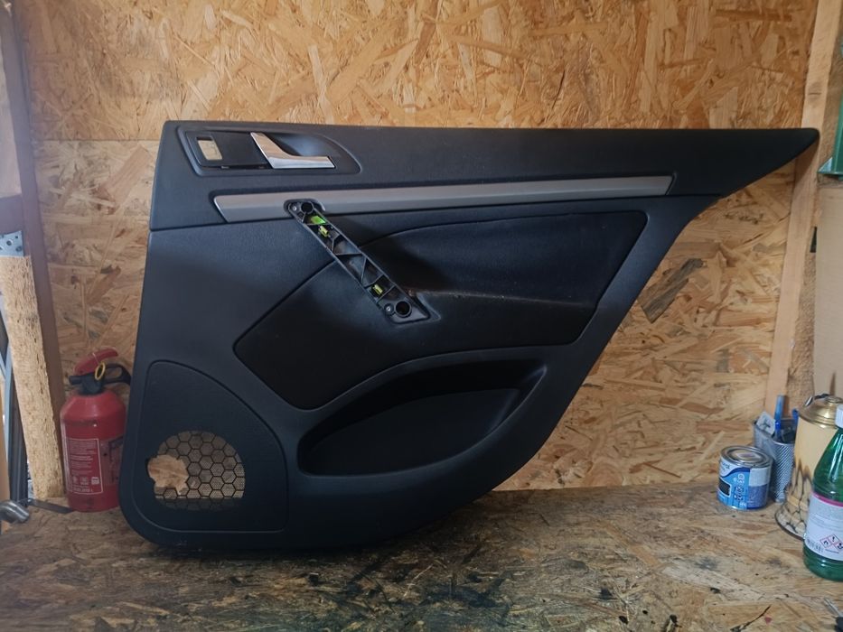 skoda octavia II liftback boczek prawy tył