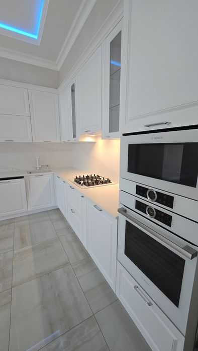 Продам одноэтажный дом с новым ремонтом, летней кухней и подвалом, Золотая горка, пер. Перова