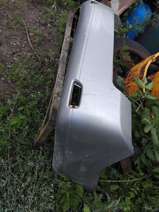 Продам бампер Шевроле Епіка