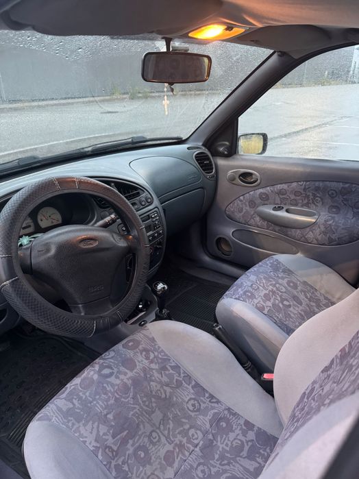 Carro Ford Fiesta 97