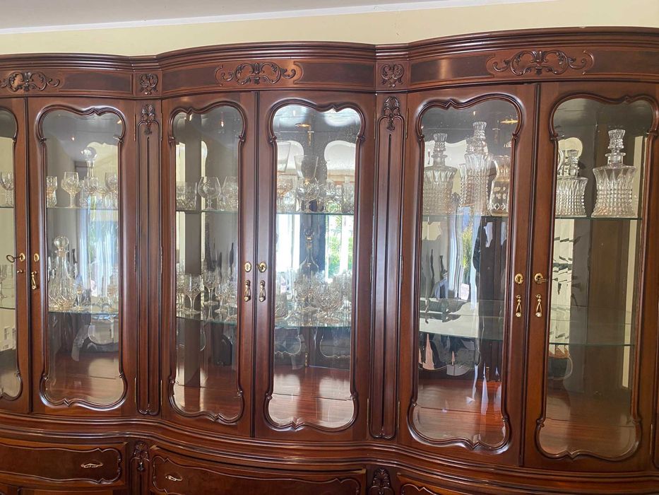 Venda de relógio e armário de sala